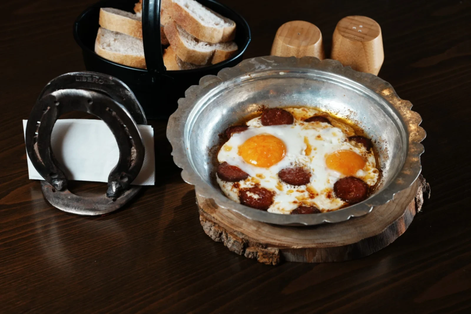 Sucuklu Yumurta