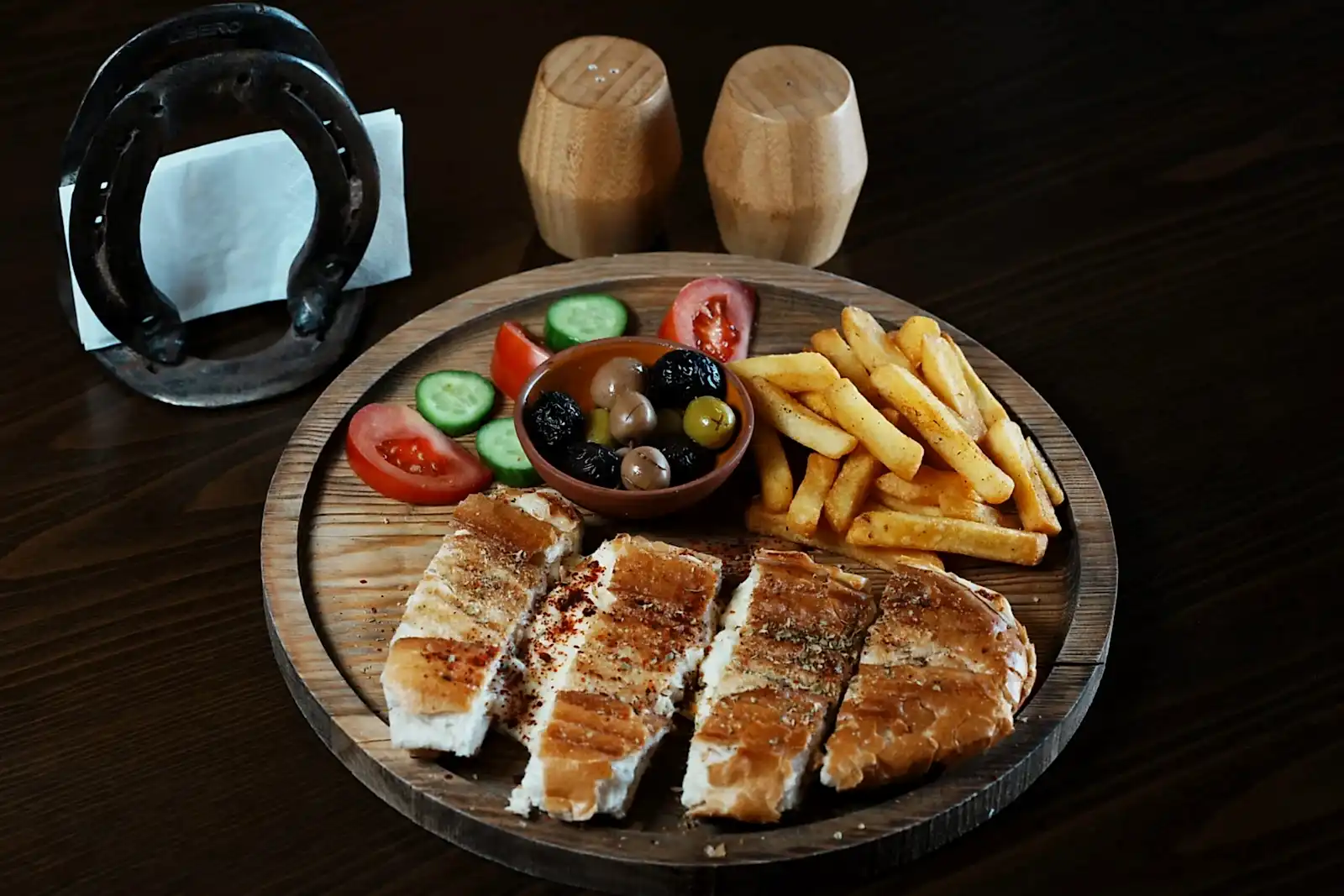 Kaşarlı Tost Tabağı (Yarım Ekmek)